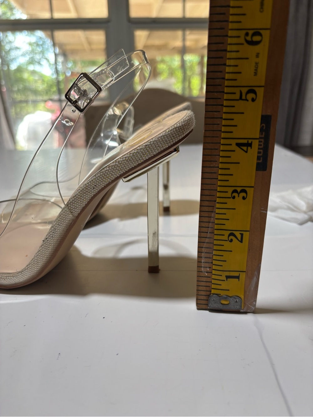 Jennifer Lopez Clear Strap Nude and Gold Stiletto Heels 39 - Picture 11 of 15